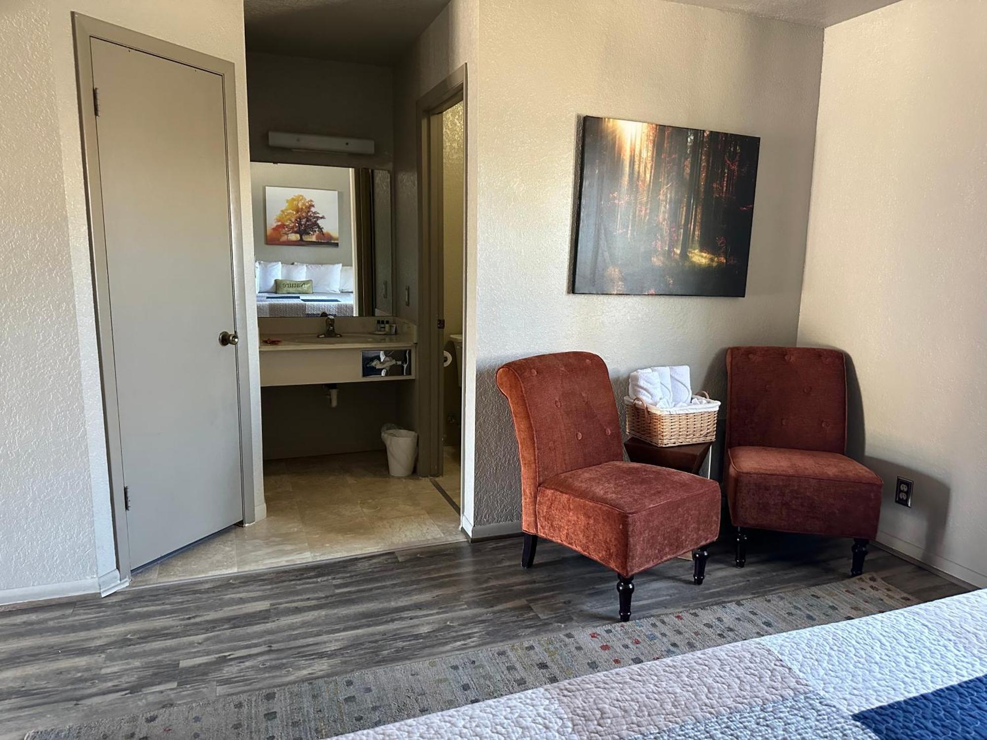 Sunset Inn And Suites Fredericksburg Buitenkant foto