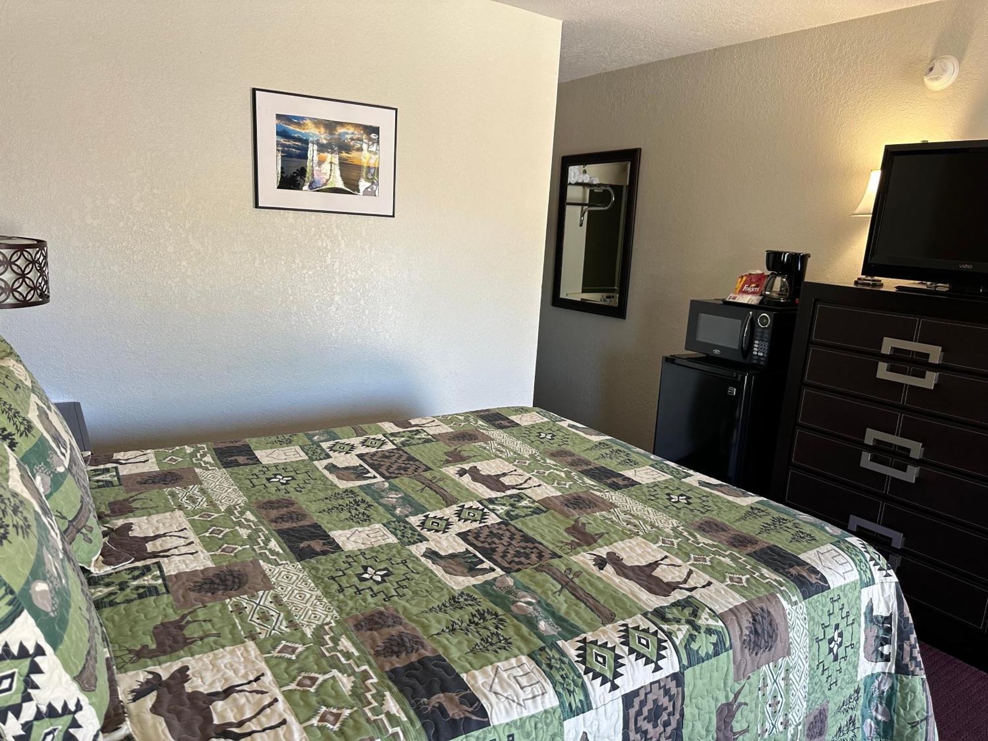 Sunset Inn And Suites Fredericksburg Buitenkant foto